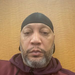 Meet your Posher, Gregory